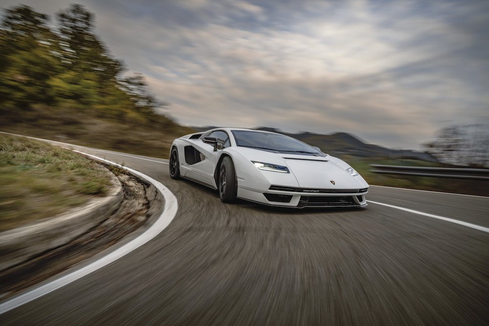 LAMBORGHINI COUNTACH LPI 800 4