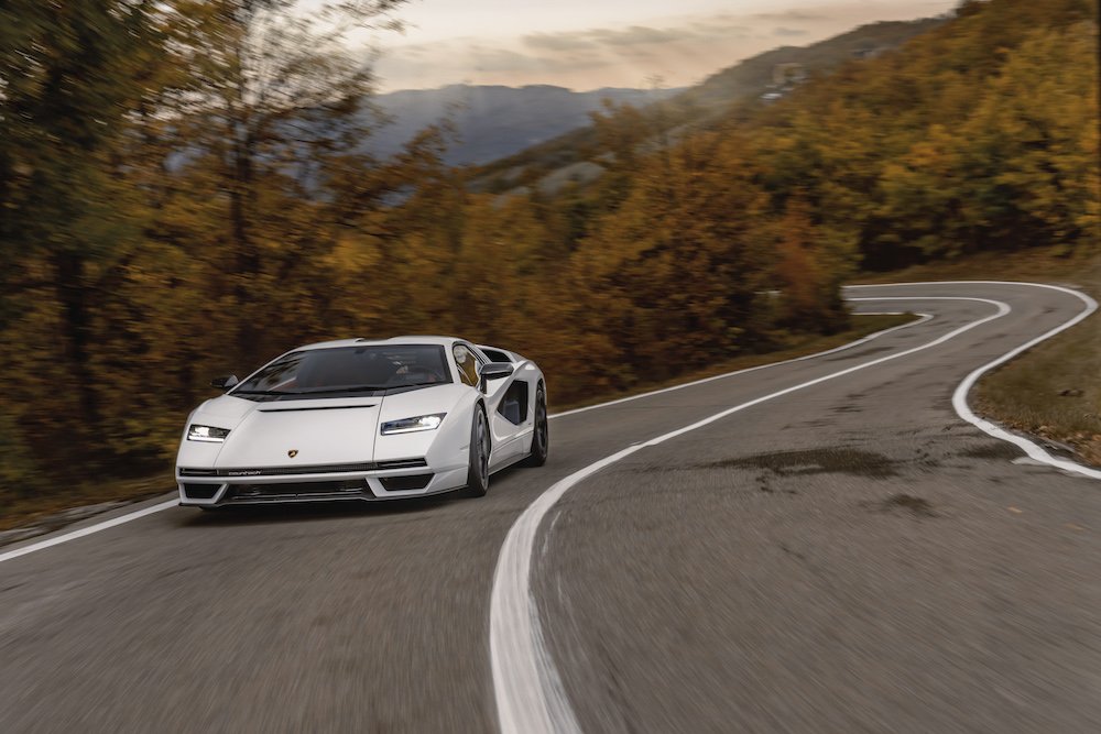 LAMBORGHINI COUNTACH LPI 800 4