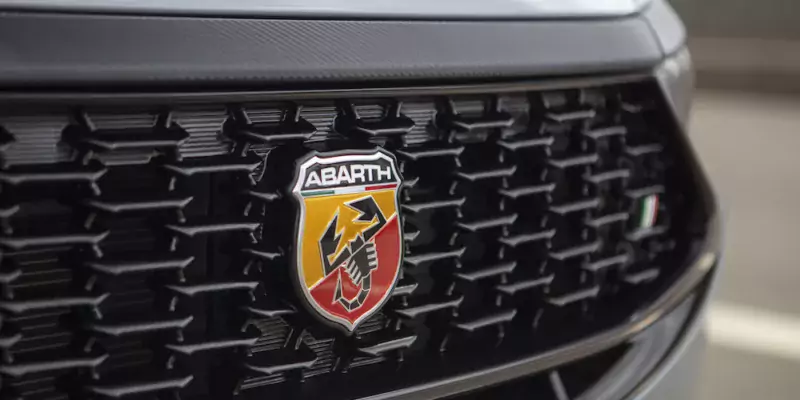 Abarth Pulse