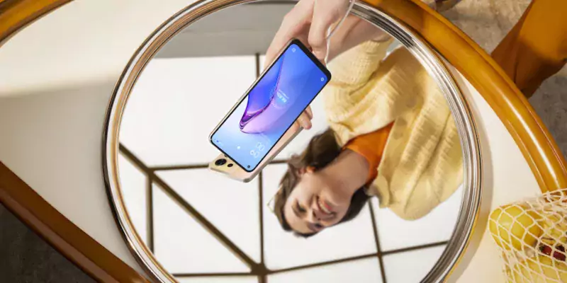 OPPO Reno8