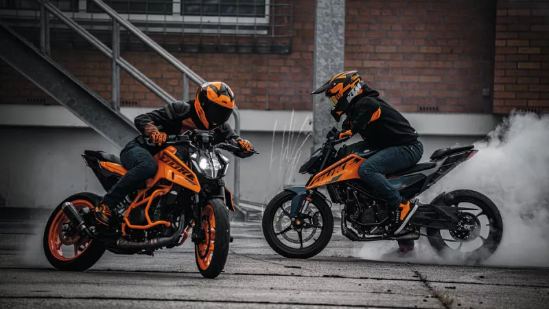 KTM DUKE 2024