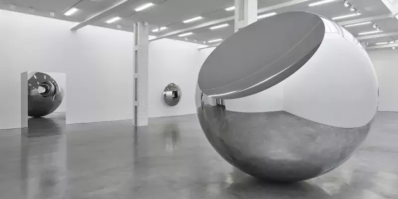 Anish Kapoor Untrue Unreal