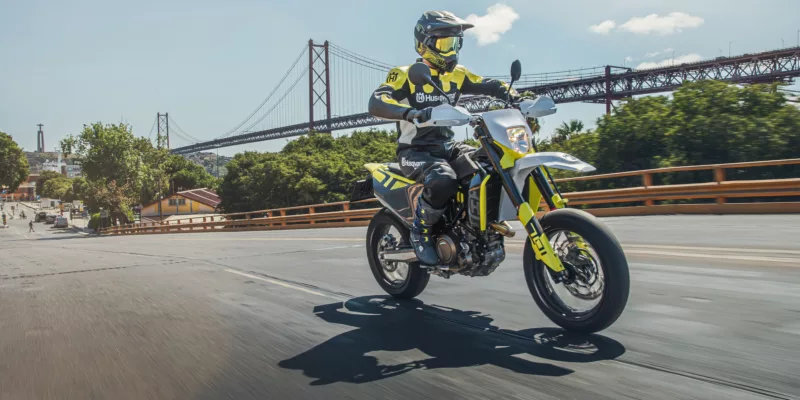 Husqvarna 701 Supermoto 2024