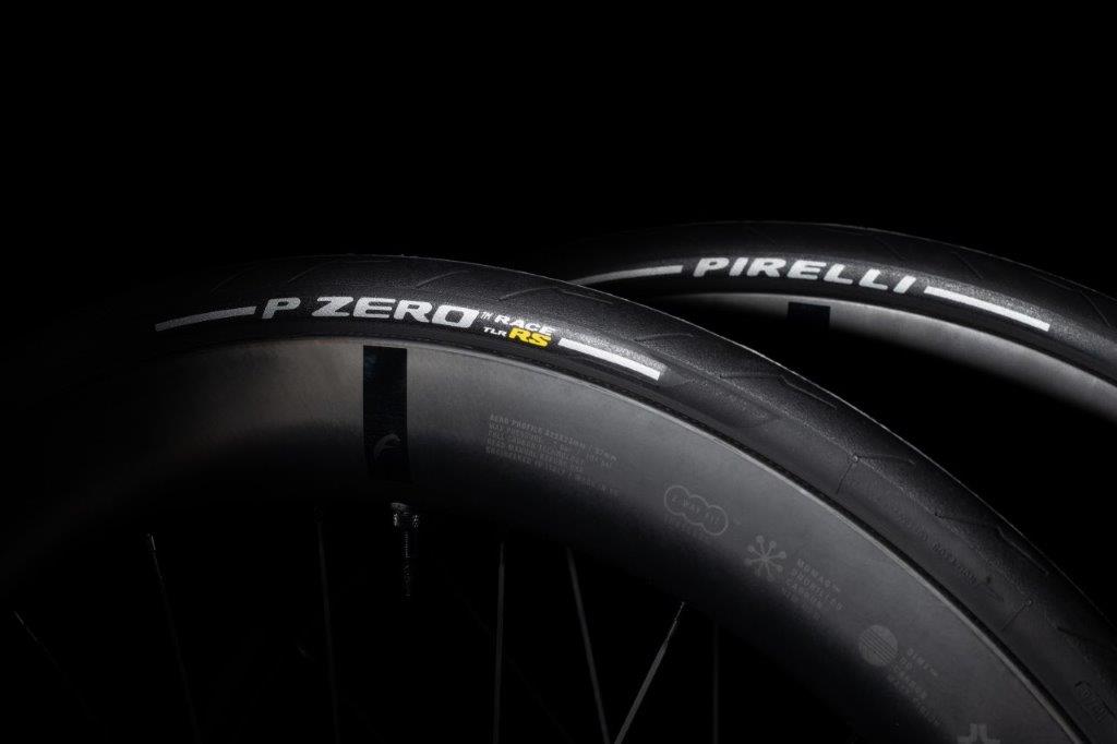 Pirelli P ZERO RACE TLR RS