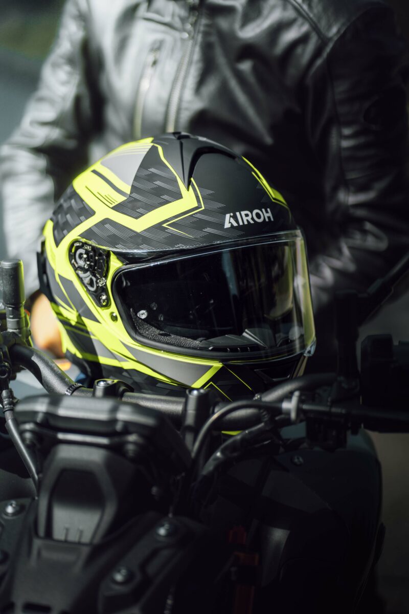 casco AIROH Spark 2