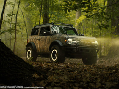 Ford Bronco Sasquatch Searcher