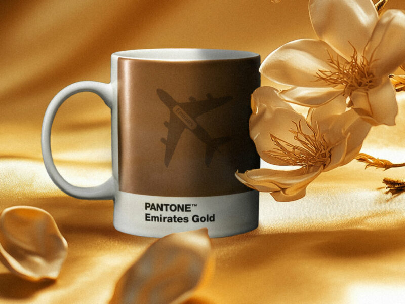 Tazza mug Emirates x Pantone Gold