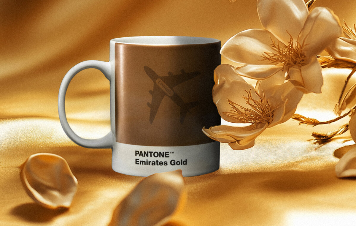 Tazza mug Emirates x Pantone Gold