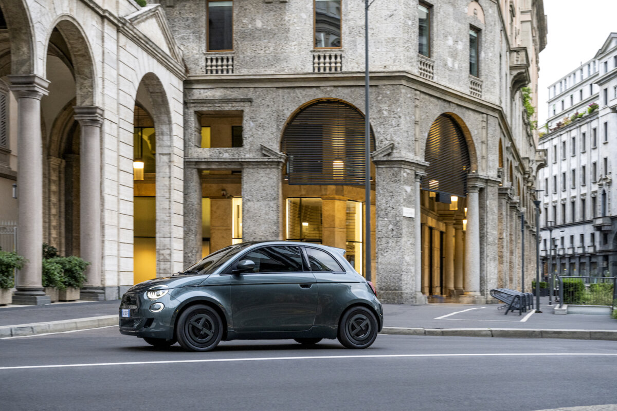 Fiat 500e Giorgio Armani Collector’s Edition