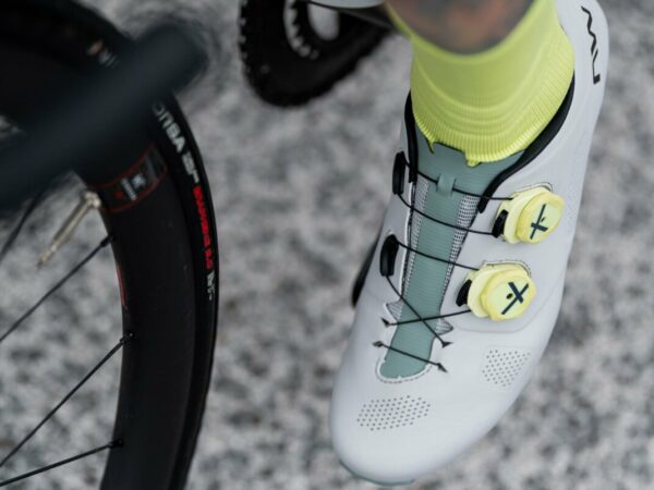 scarpe ciclismo Northwave Revolution