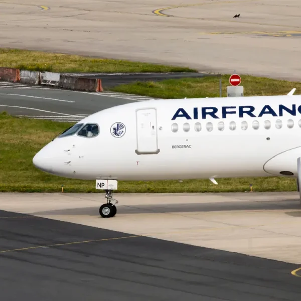 Bergerac Airbus A220 Air France