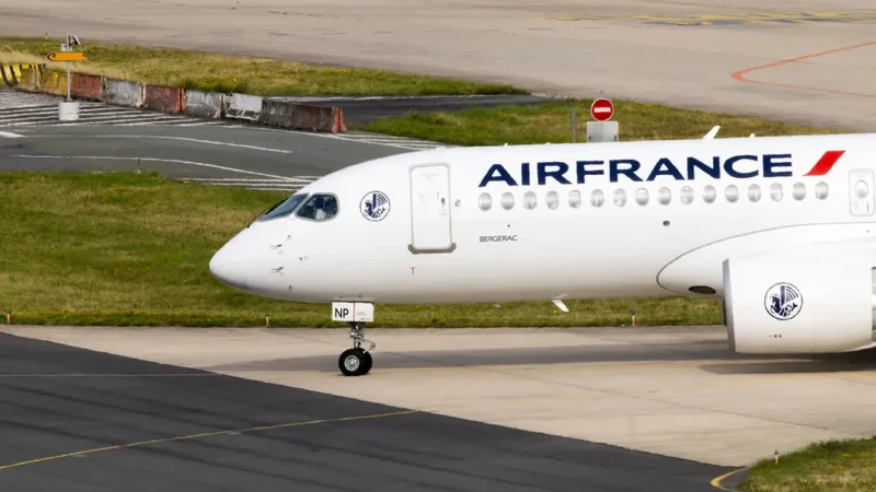 Bergerac Airbus A220 Air France